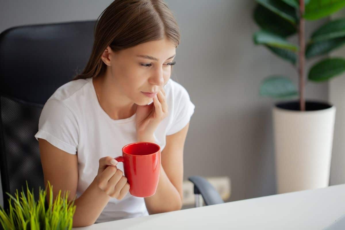 Featured image for “Easy Tips to Overcome Tooth Sensitivity at Home”