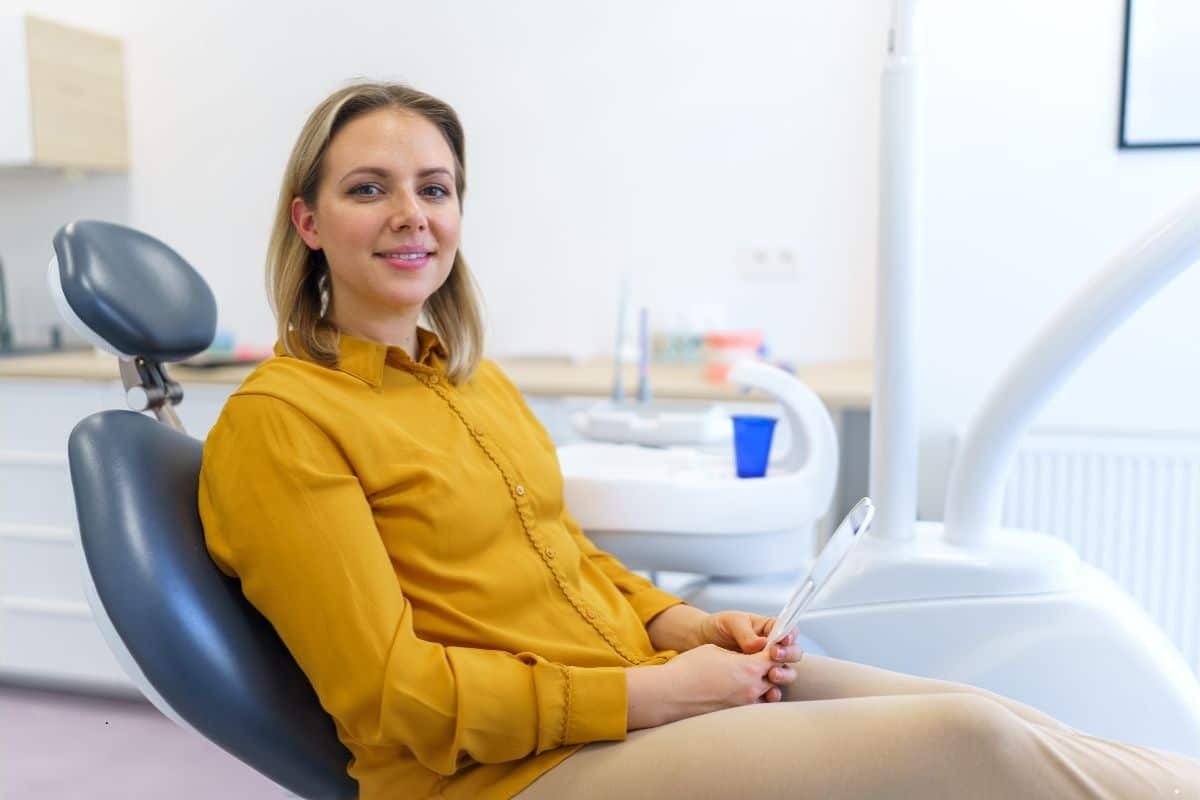 Featured image for “3 Expert Tips for Choosing the Best Dentist Near You”